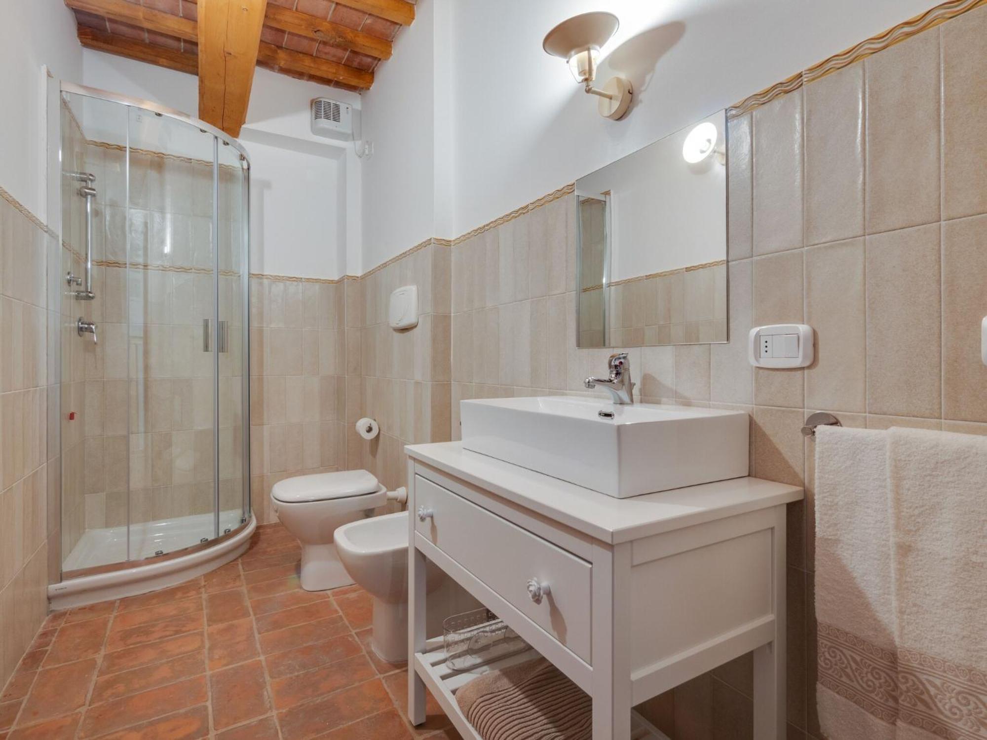Stunning Apartment In Mombaroccio Near Metauro River Exterior foto